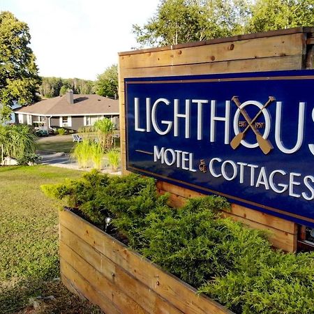 Lighthouse Motel And Cottages บริดจ์วอเตอร์ ภายนอก รูปภาพ