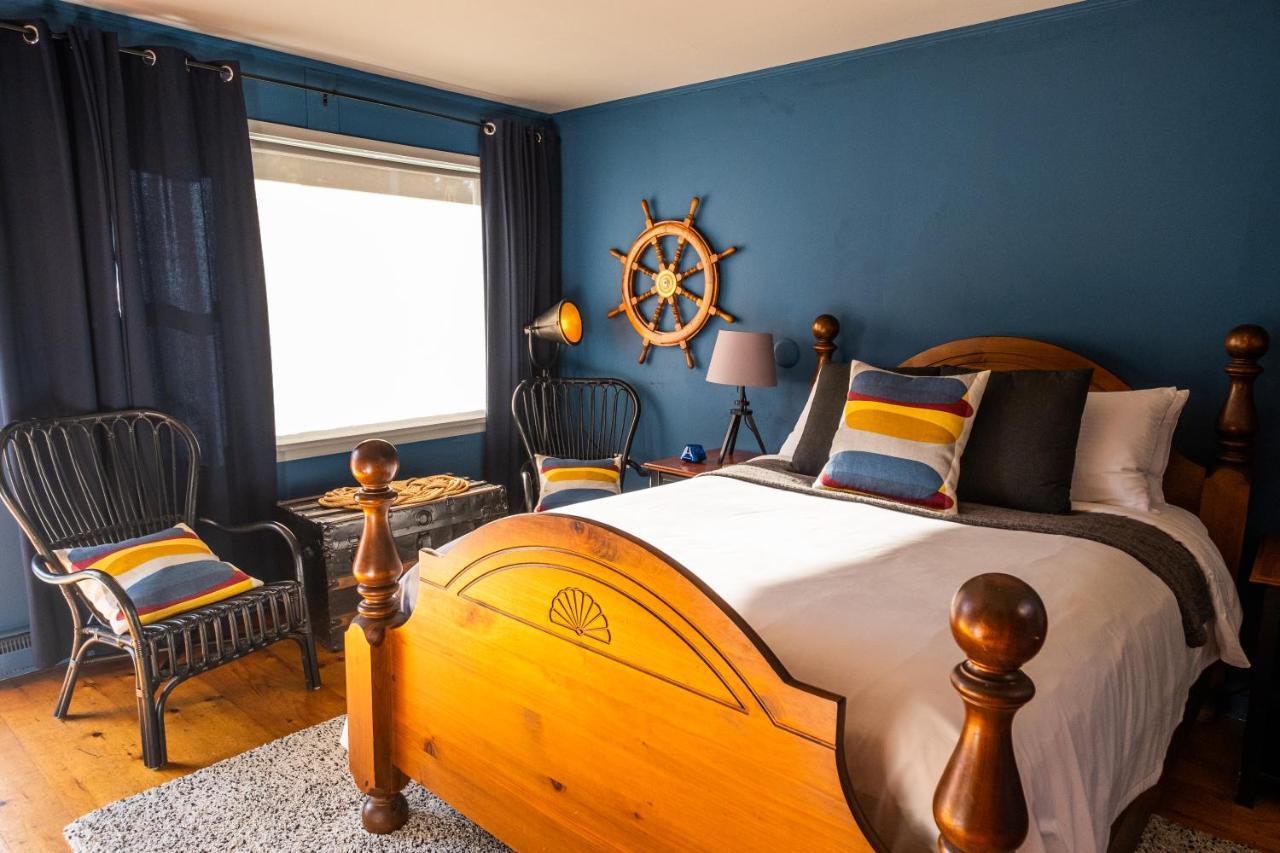 Lighthouse Motel And Cottages บริดจ์วอเตอร์ ภายนอก รูปภาพ